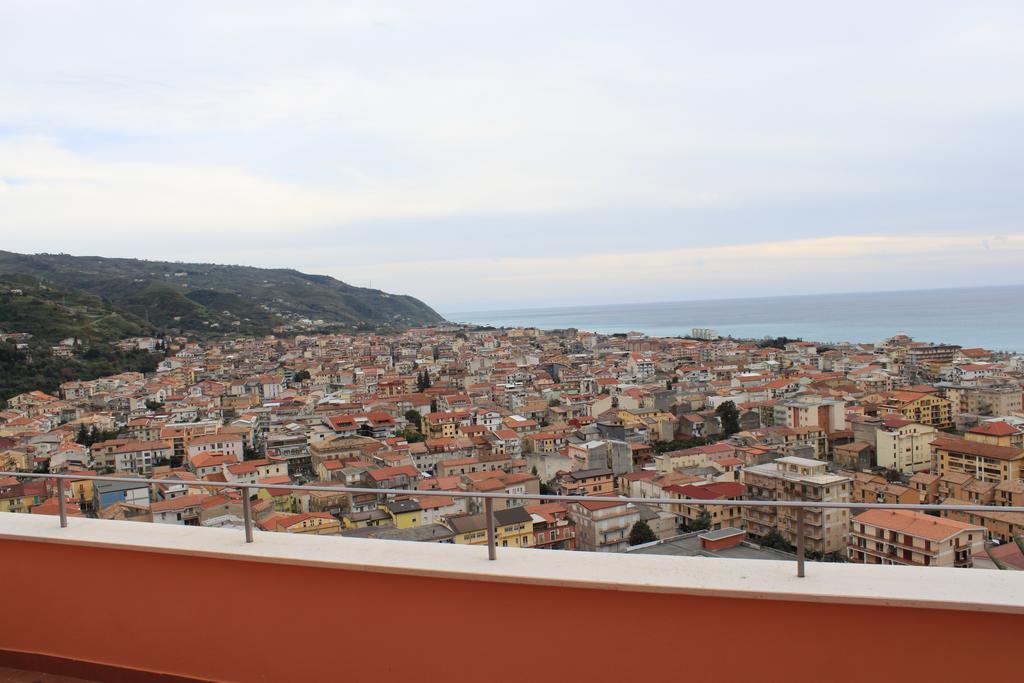 Alla Chiazzetta Calabria أمانتيا المظهر الخارجي الصورة