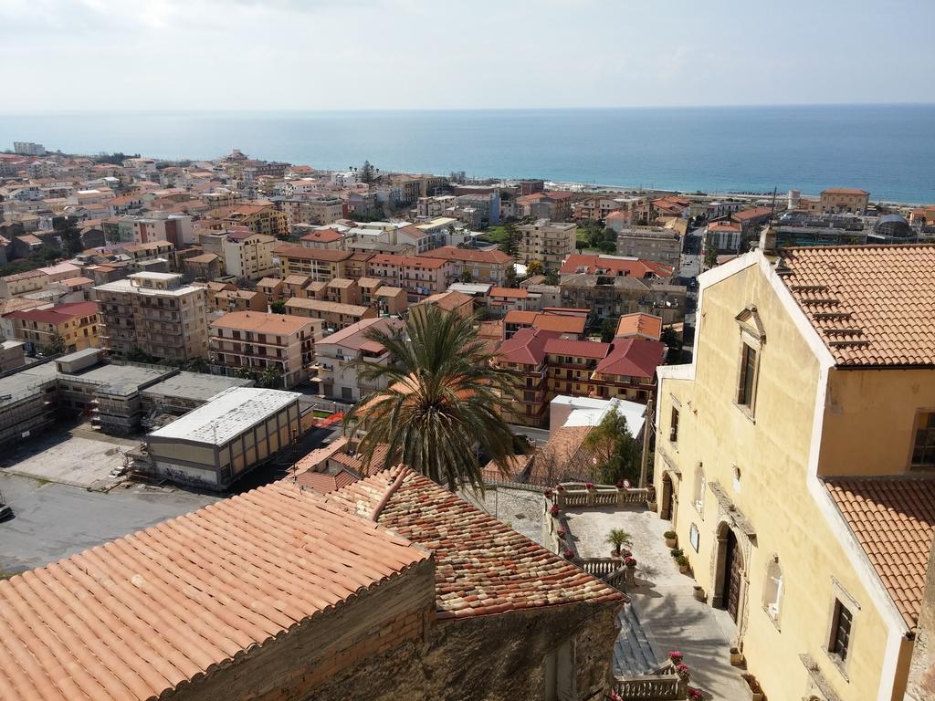 Alla Chiazzetta Calabria أمانتيا المظهر الخارجي الصورة