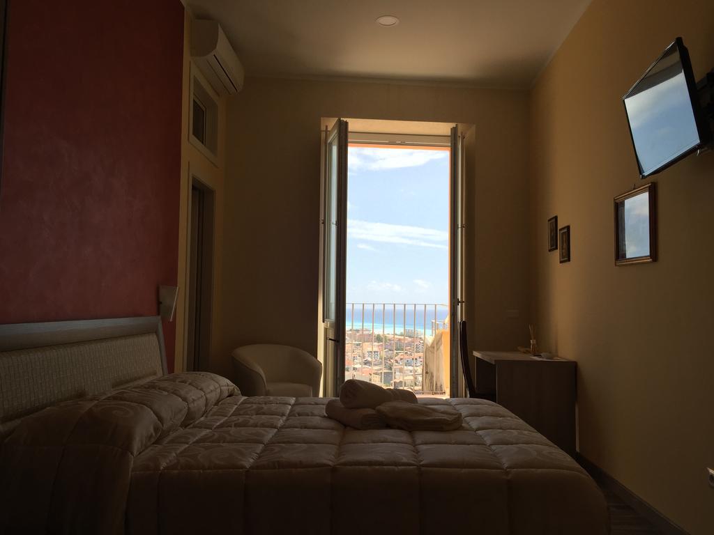 Alla Chiazzetta Calabria أمانتيا المظهر الخارجي الصورة