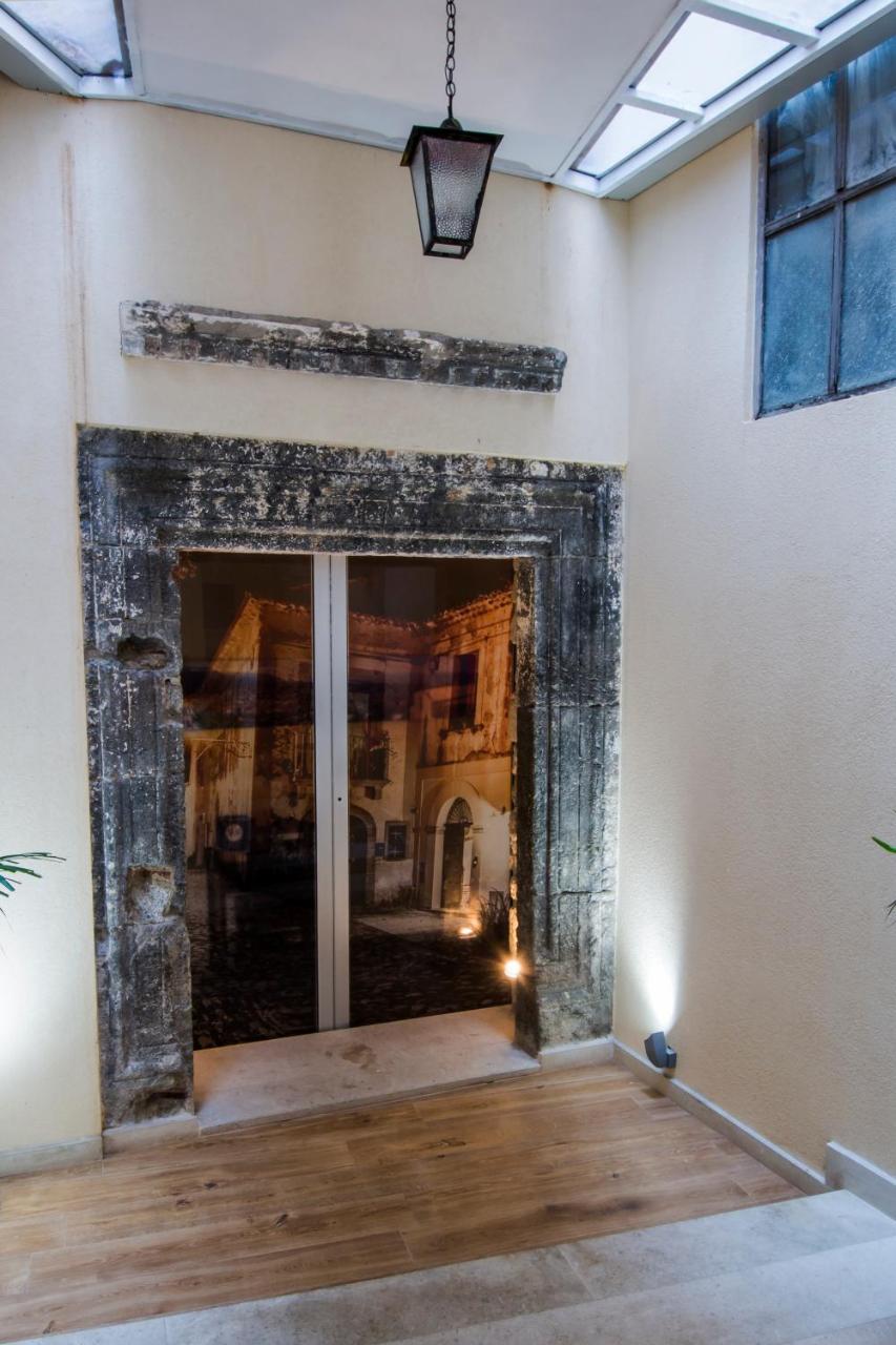 Alla Chiazzetta Calabria أمانتيا المظهر الخارجي الصورة